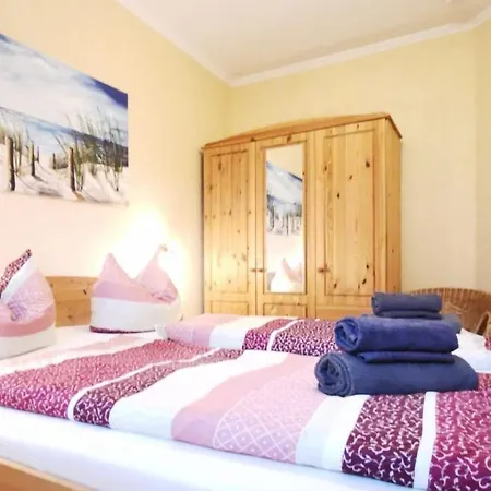 Ferienwohnung Baumann Sellin (Rugen)